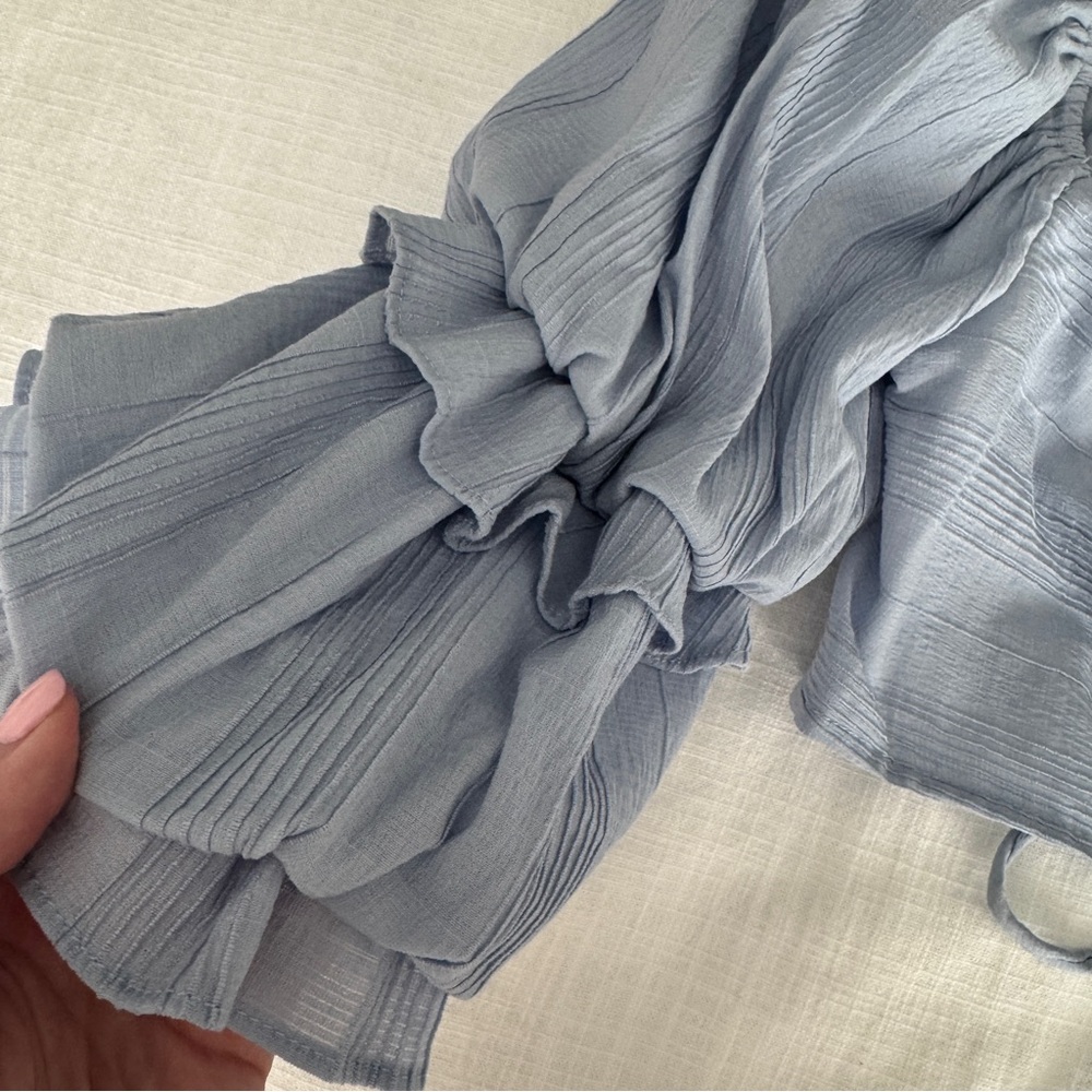 Cropped Blue Ruffled Top - Picture 3 of 5